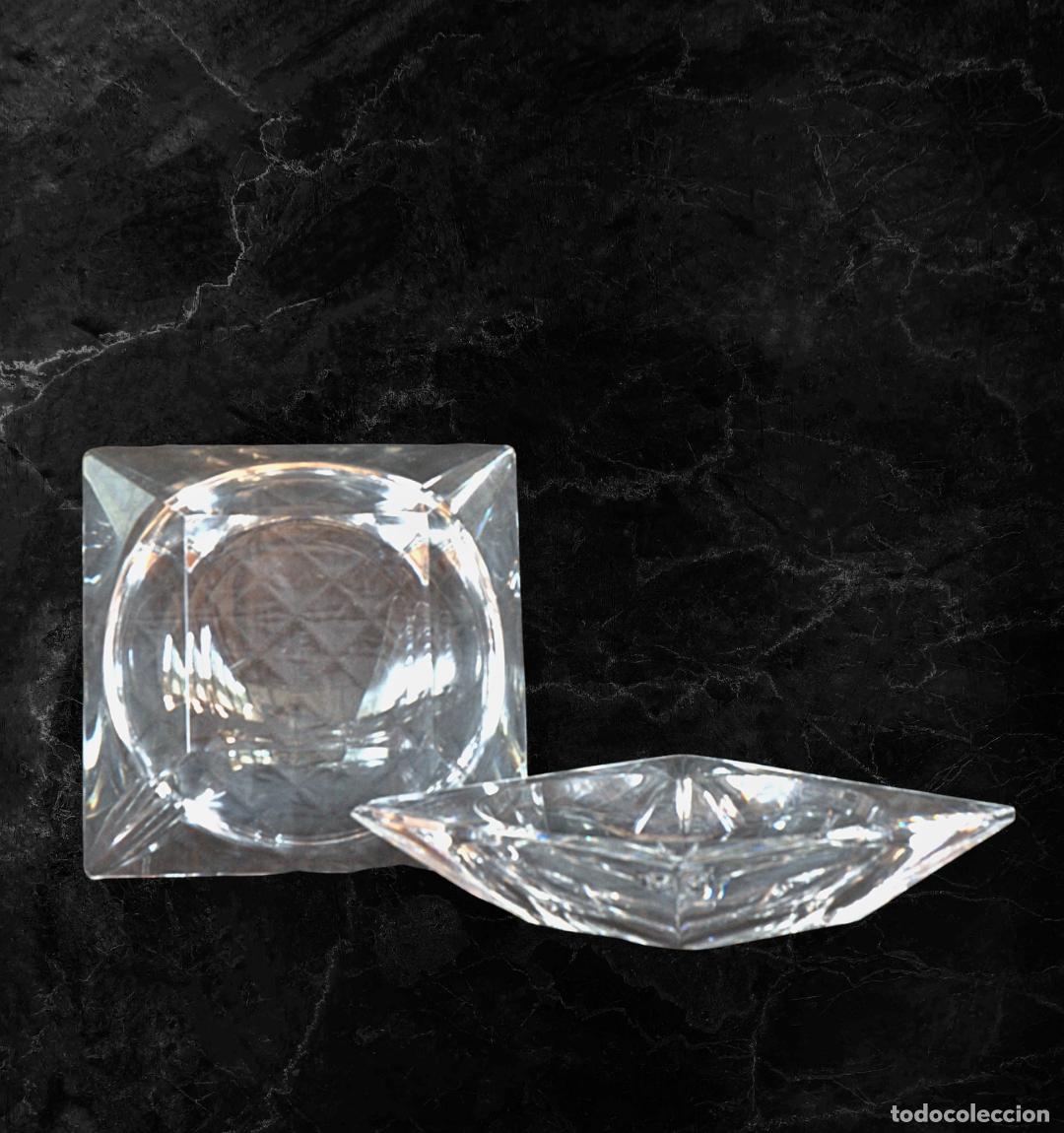 Antig&uuml;edades: Pareja de Ceniceros &mdash; Val Saint Lambert &mdash; Cristal Belga Firmado &mdash; Talla Diamond Cut