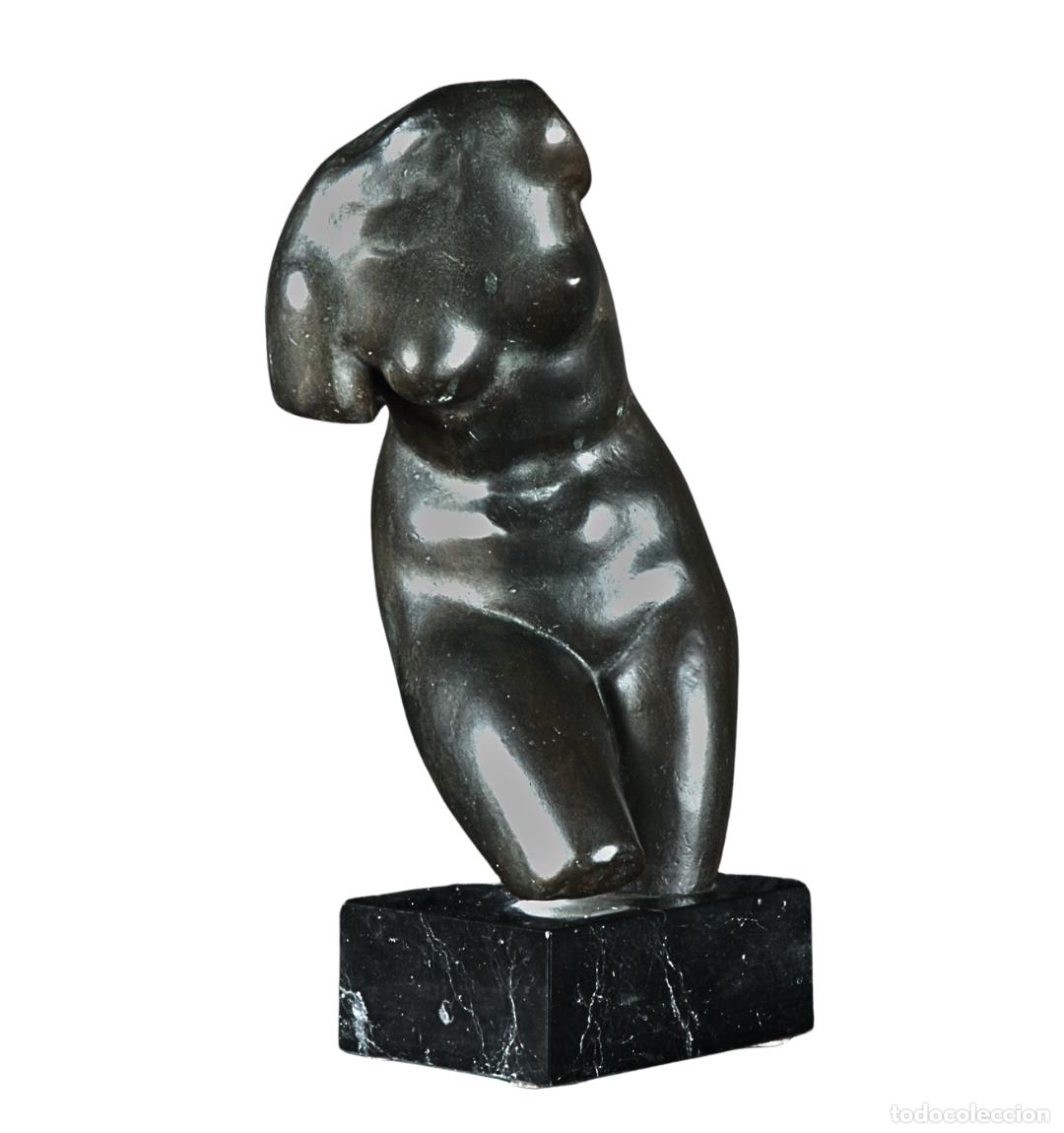 Antig&uuml;edades: Escultura _Torso de Venus_ - Bronce Negro Patinado - Base de M&aacute;rmol