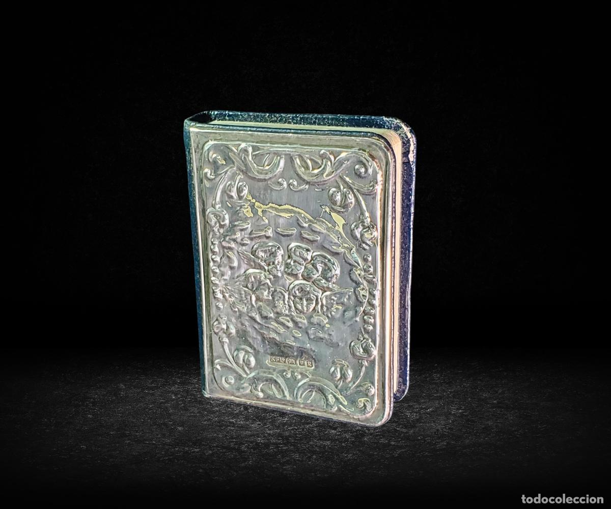 Antig&uuml;edades: Libro mini Nuevo Testamento funda plata ley ingl&eacute;s
