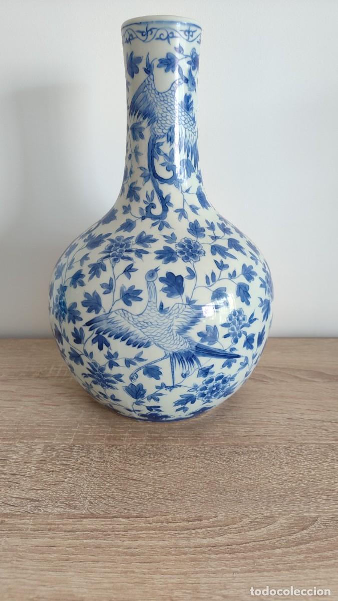 Antig&uuml;edades: China. Jarr&oacute;n chino aves. Sello azul