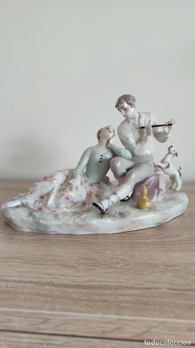 Antig&uuml;edades: Lladr&oacute; escena rom&aacute;ntica. Rara. Primera etapa y en color
