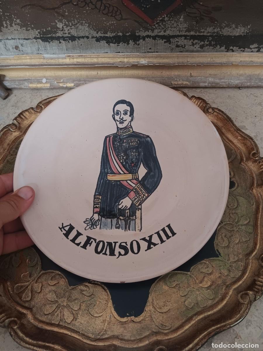 Antig&uuml;edades: plato pertenece a la emblem&aacute;tica tradici&oacute;n alfarera de El Puente del Arzobispo, un municipio de la p