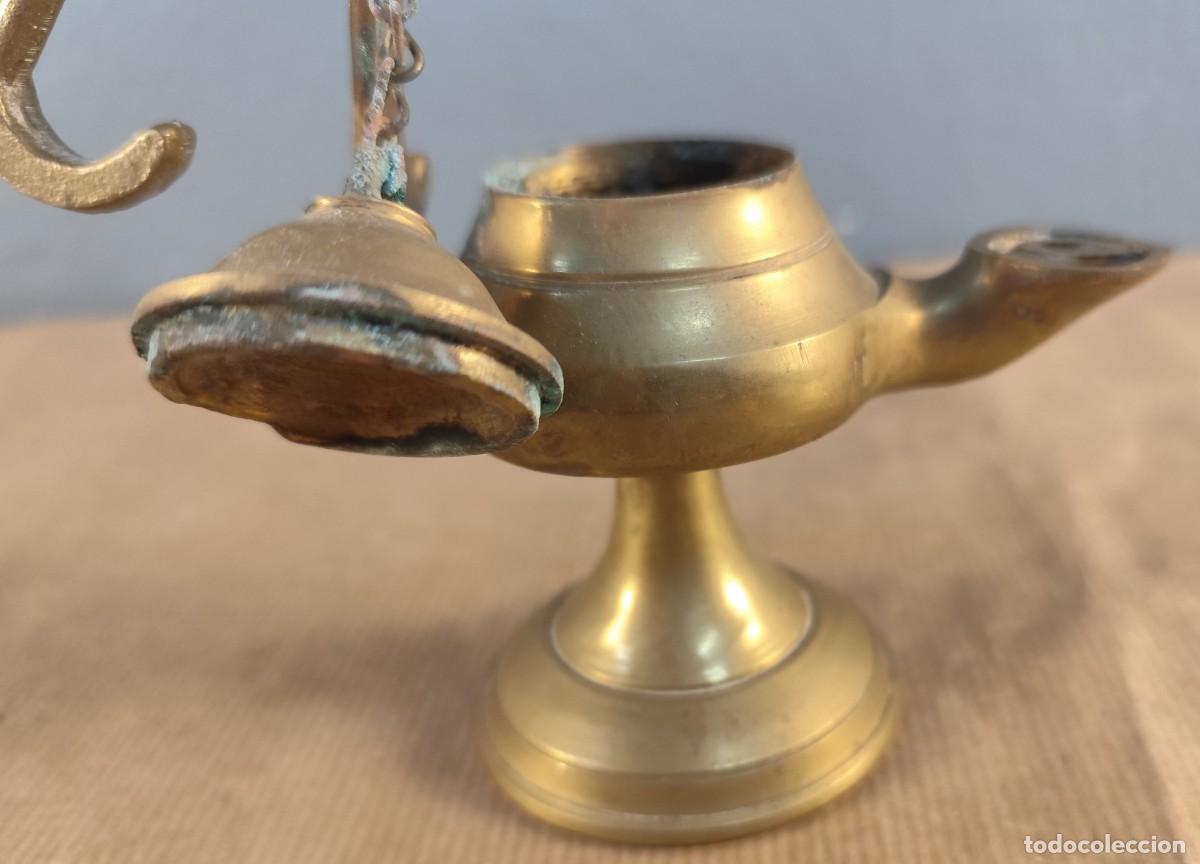 Antig&uuml;edades: L&aacute;mpara de aceite en bronce con soporte y gancho - Foto 7