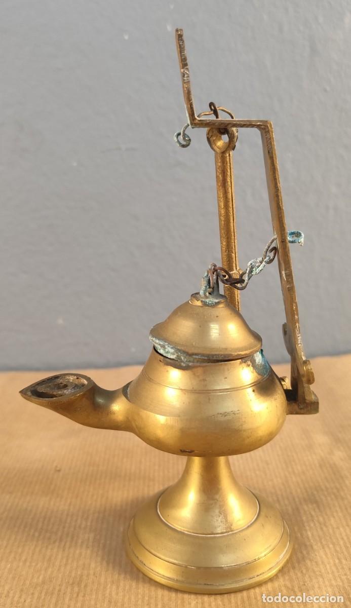 Antig&uuml;edades: L&aacute;mpara de aceite en bronce con soporte y gancho - Foto 10