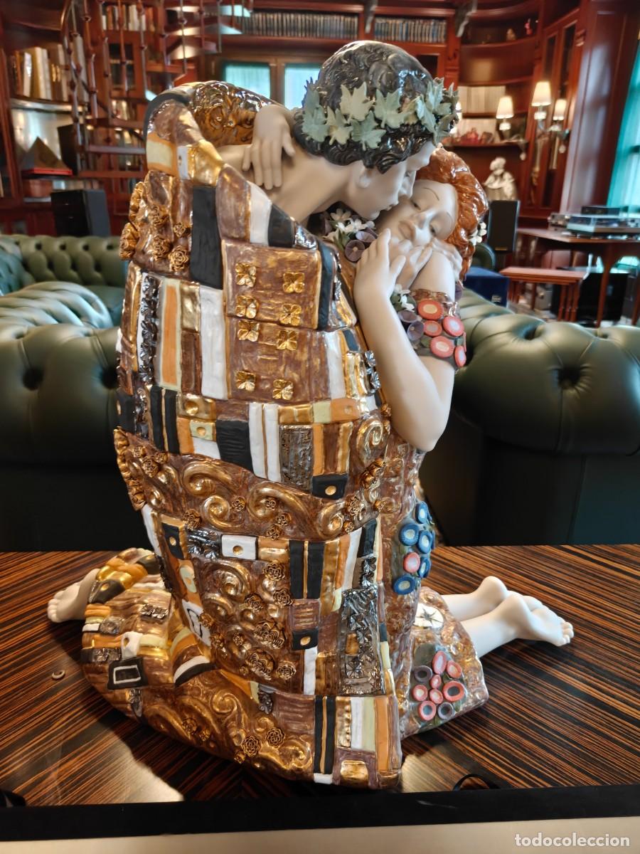 Antig&uuml;edades: Lladr&oacute; High Porcelain &rdquo;El Beso&rdquo; de Gustav Klimt &ndash; Edici&oacute;n Limitada 14/80