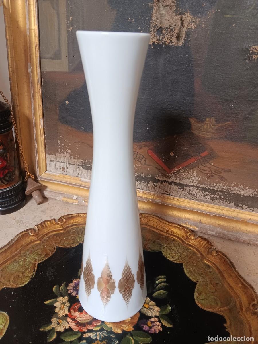 Antig&uuml;edades: jarr&oacute;n de porcelana es una pieza vintage fabricada por AK Kaiser en Alemania durante la d&eacute;cada de 19