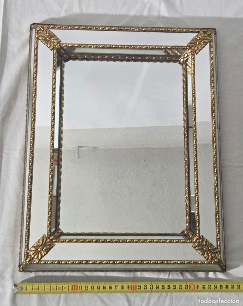 Antig&uuml;edades: Espejo de pared en bronce y chapa dorada - Foto 9