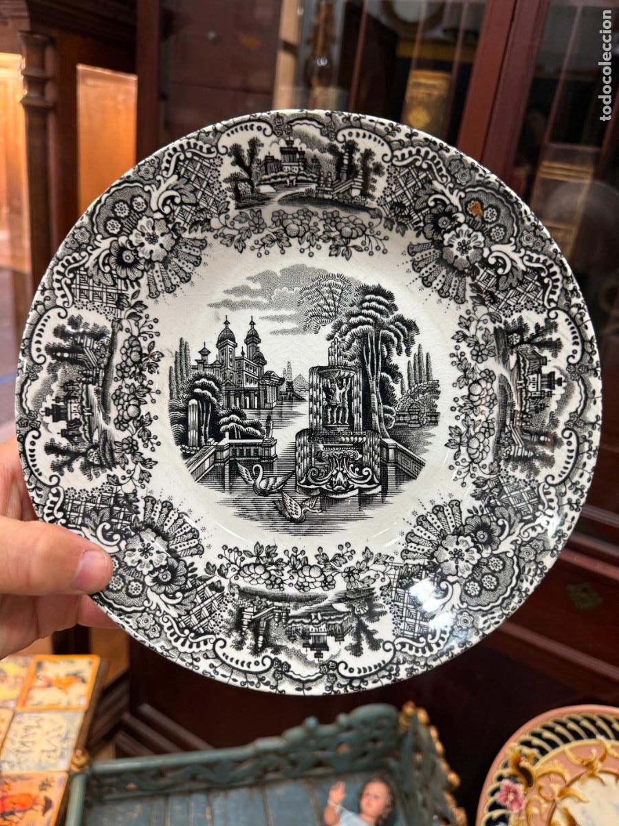 Antig&uuml;edades: PLATO HONDO CERAMICA LA CARTUJA PICKMAN - MEDIDA 22 CM