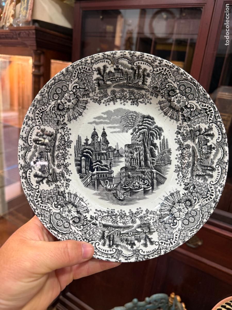 Antig&uuml;edades: PLATO HONDO CERAMICA LA CARTUJA PICKMAN - MEDIDA 22 CM