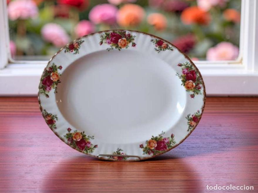 Antig&uuml;edades: Bandeja de 33 cm Royal Albert Old Country Roses