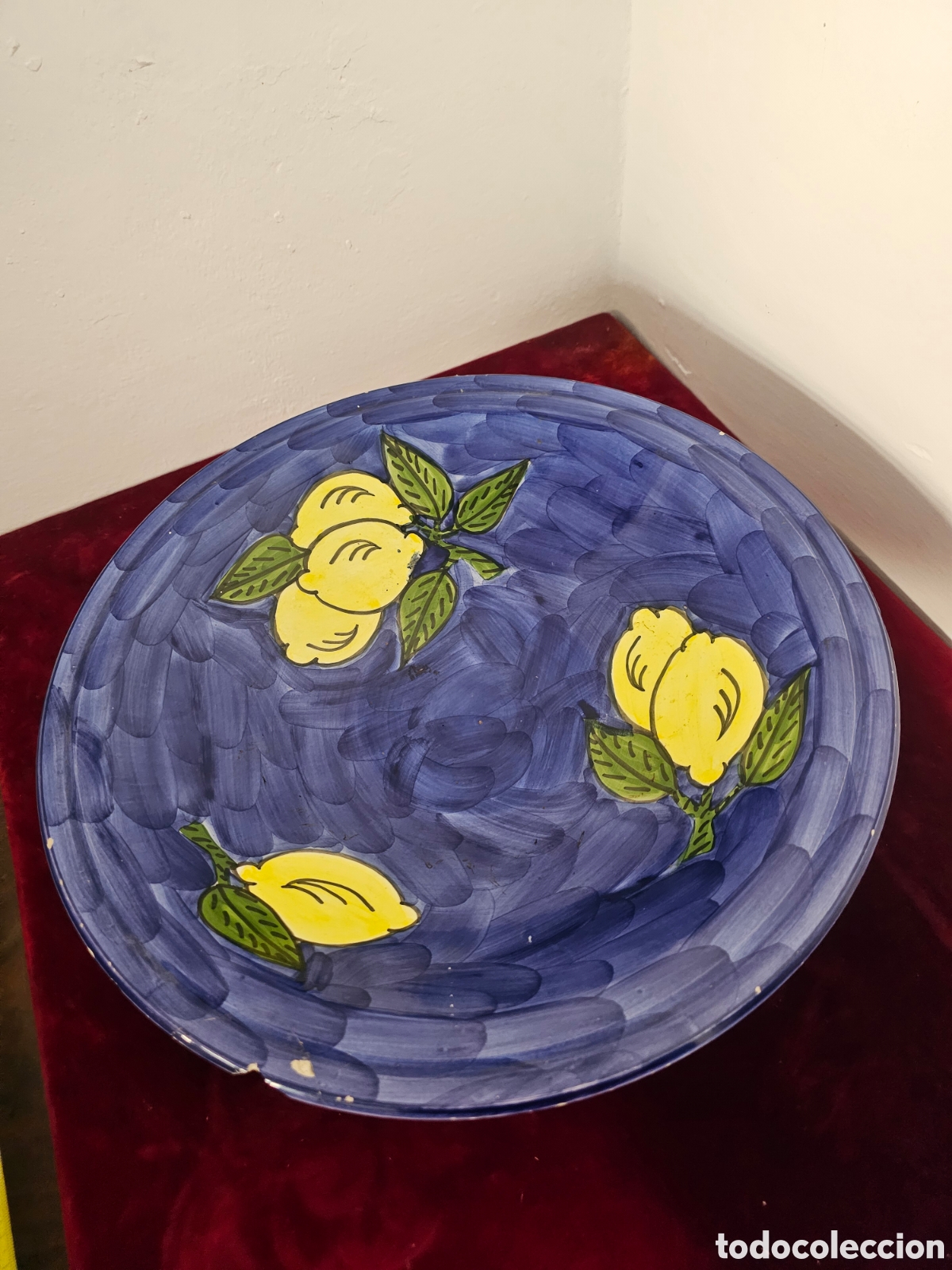 Antiques: Gran plato / frutero de cer&aacute;mica pintada a mano &ndash; Motivo limones (41 cm) 1960s 1990s