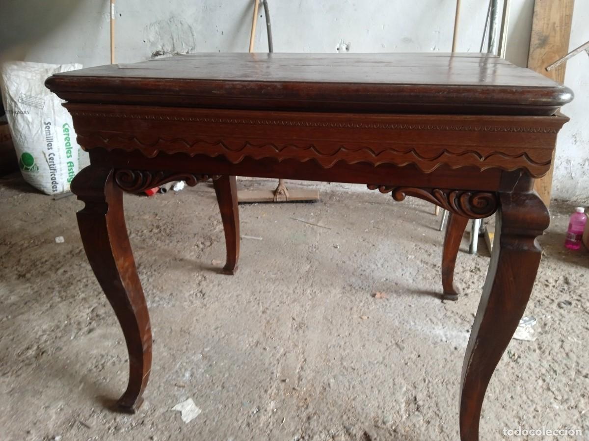 Antig&uuml;edades: Mesa expositora o comedor antigua de madera - Foto 8