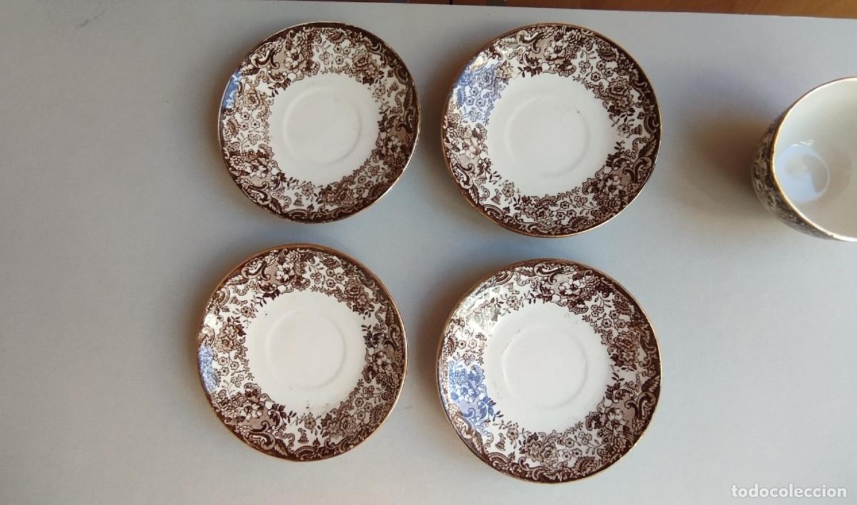 Antig&uuml;edades: Cuatro platos para tazas de caf&eacute; de 12,5 cm - Pickman Cartuja - Sevilla