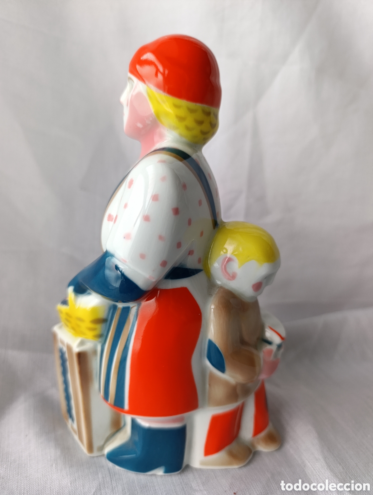 Antig&uuml;edades: Figura Porcelana Sargadelos - &rdquo;Pescadera&rdquo; / &rdquo;Peixeira&rdquo; (O Castro) - 19 cm