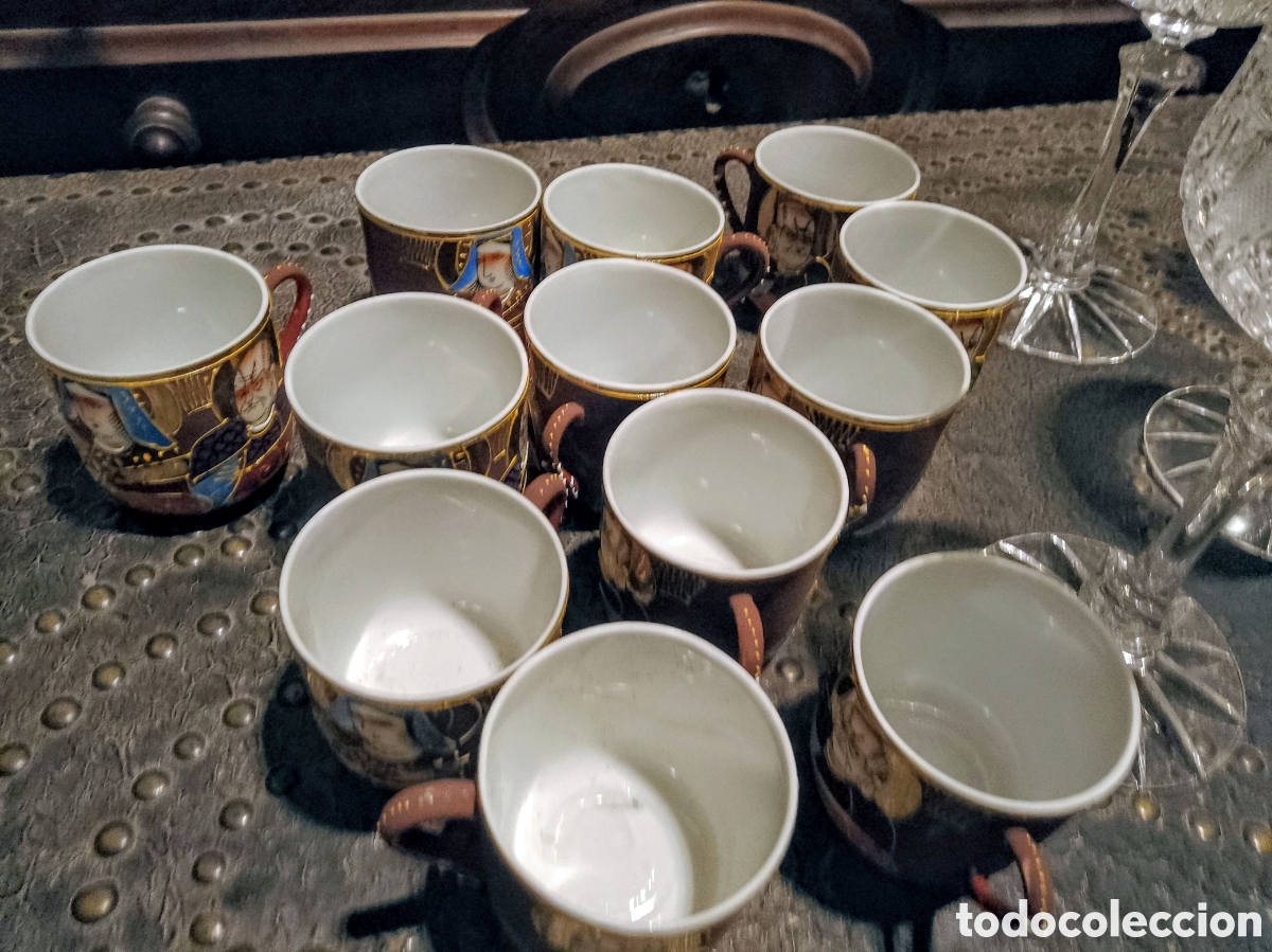 Antig&uuml;edades: Juego de X Tazas de Caf&eacute; / T&eacute; en Porcelana Japonesa Satsuma - Vintage A&ntilde;os 50/60 - 12 pocillos
