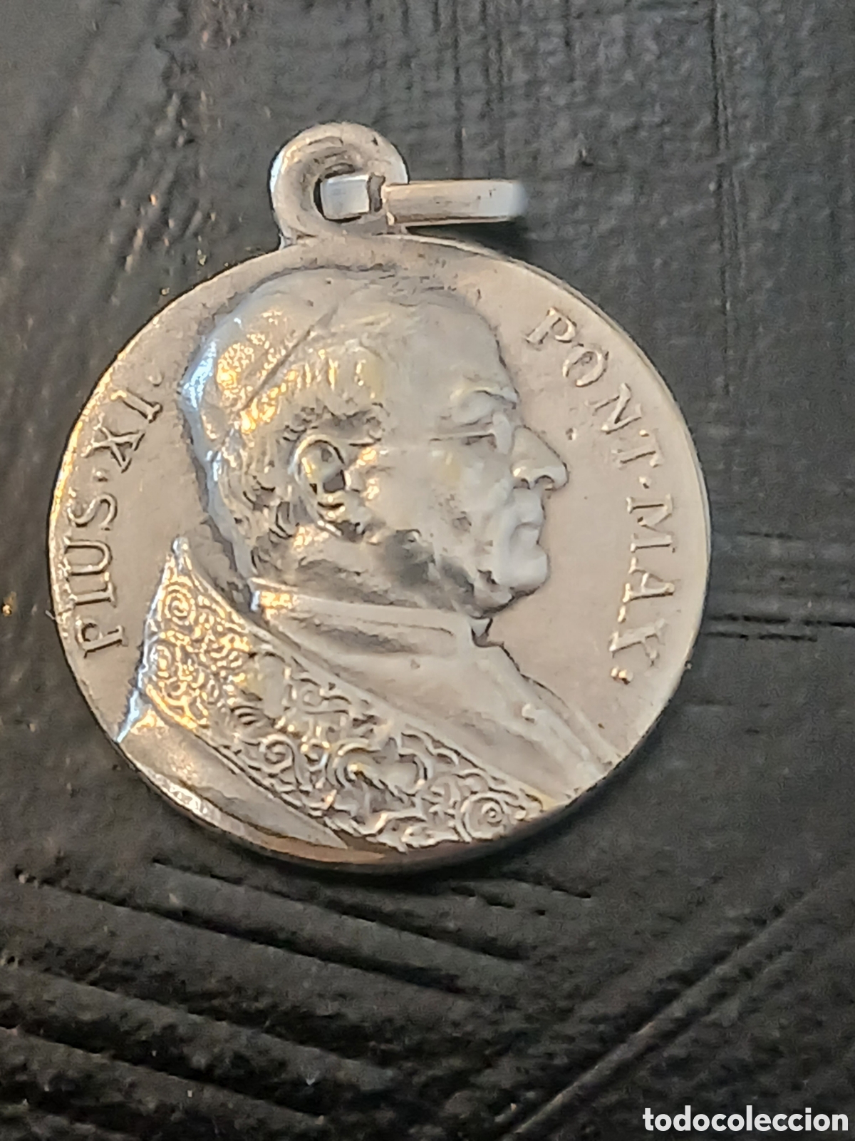 Antig&uuml;edades: Medalla religiosa del Papa P&iacute;o XI &ndash; A&ntilde;o Santo de la Redenci&oacute;n 1933-1934