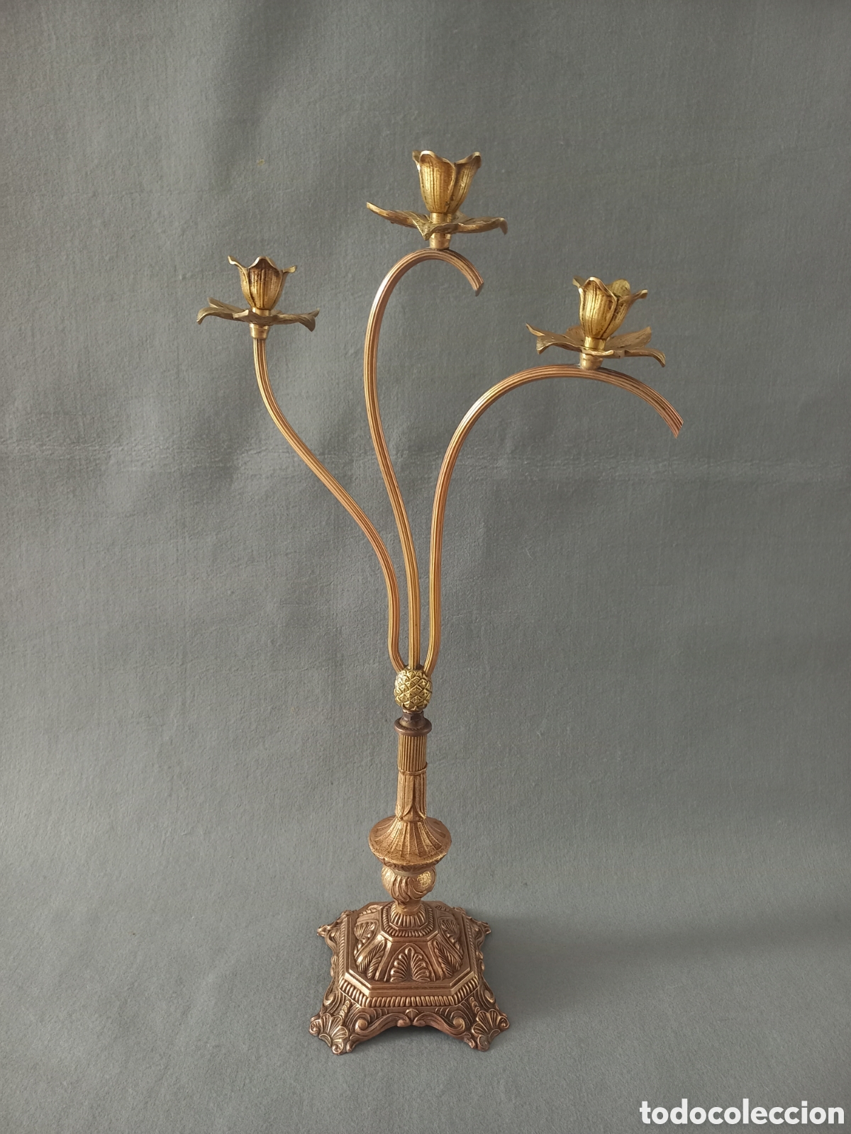 Antig&uuml;edades: Candelabro o porta velas