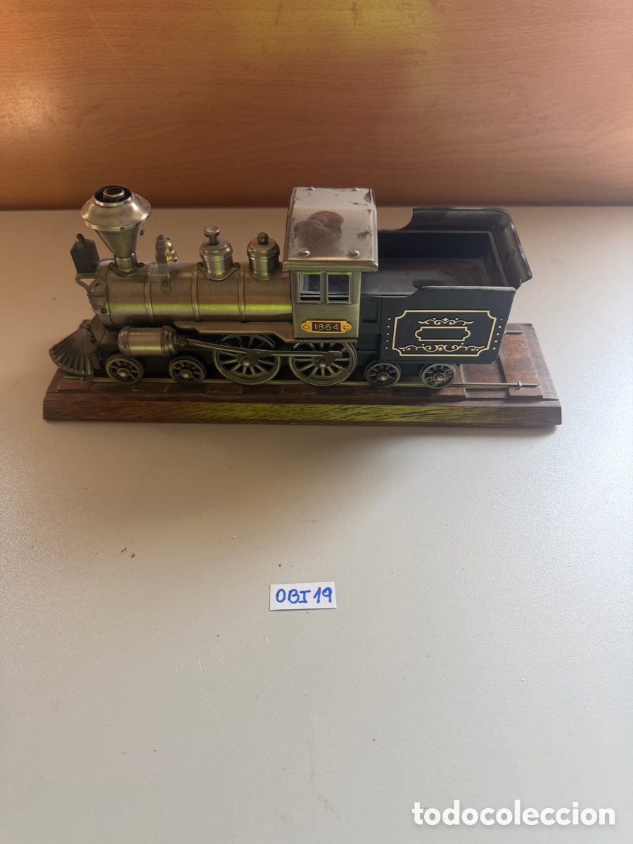 Antig&uuml;edades: Tren locomotora mechero colecci&oacute;n