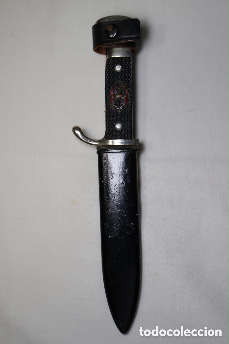 Antiques: DAGA CON EMBLEMA YUGO Y FLECHAS