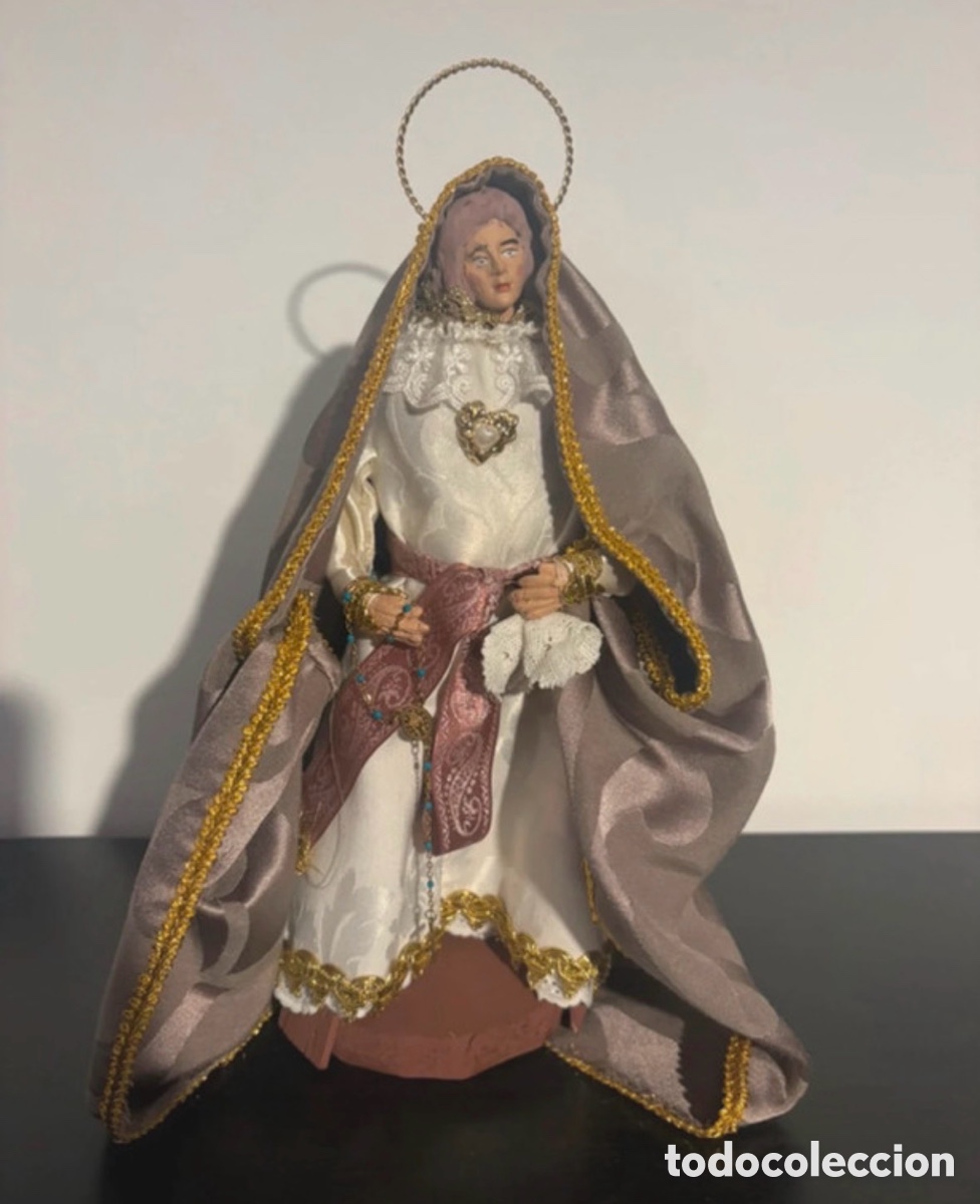 Antig&uuml;edades: Antigua virgen de vestir o Cap i pota