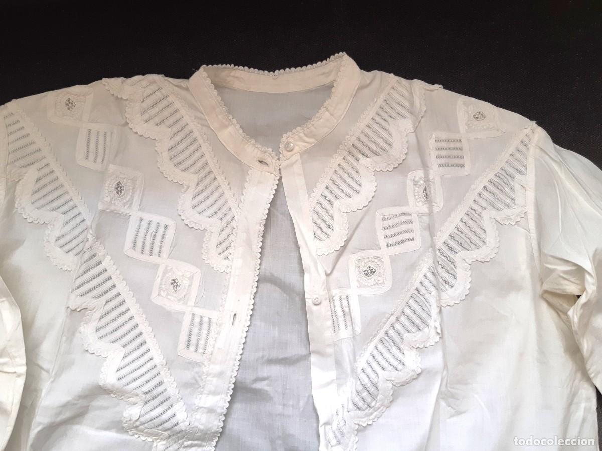 Oggetti Antichi: PRECIOSA CAMISA DE MUJER, DE MANGA LARGA, CON BORDADOS Y VAINICAS EN PECHERA Y PU&Ntilde;OS, FINALES S. XIX