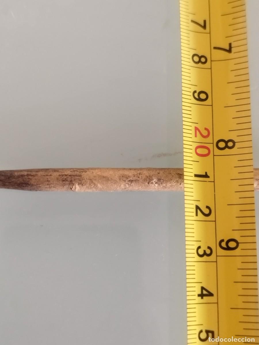 Antig&uuml;edades: Antiguo mango, punz&oacute;n de madera a identificar. - Foto 8