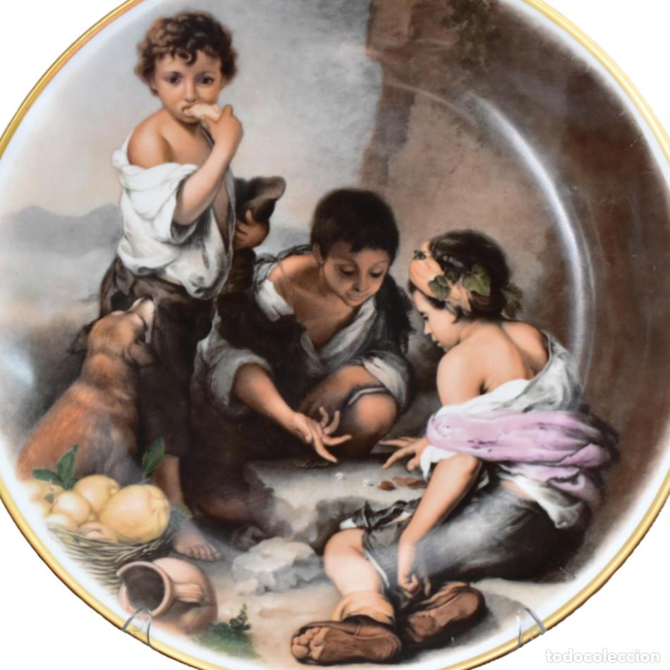 Antig&uuml;edades: Bandeja de porcelana de Verbano