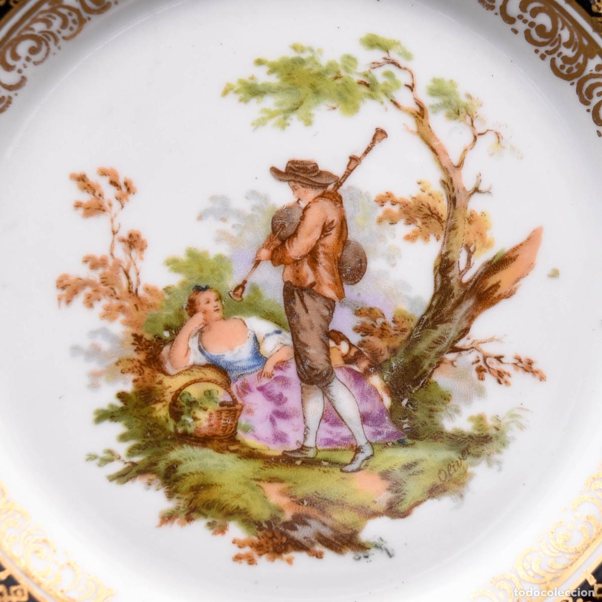 Antig&uuml;edades: Plato de porcelana decorada