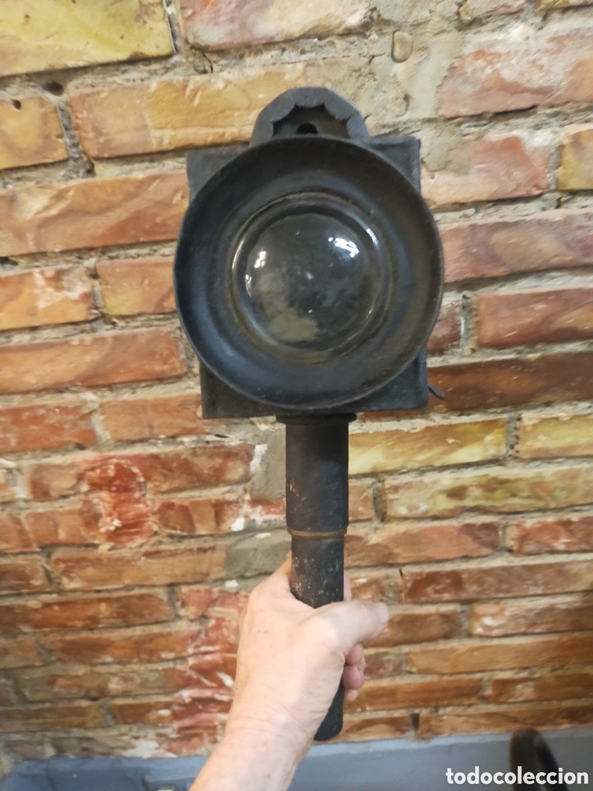 Antig&uuml;edades: Antiguo faro carruaje