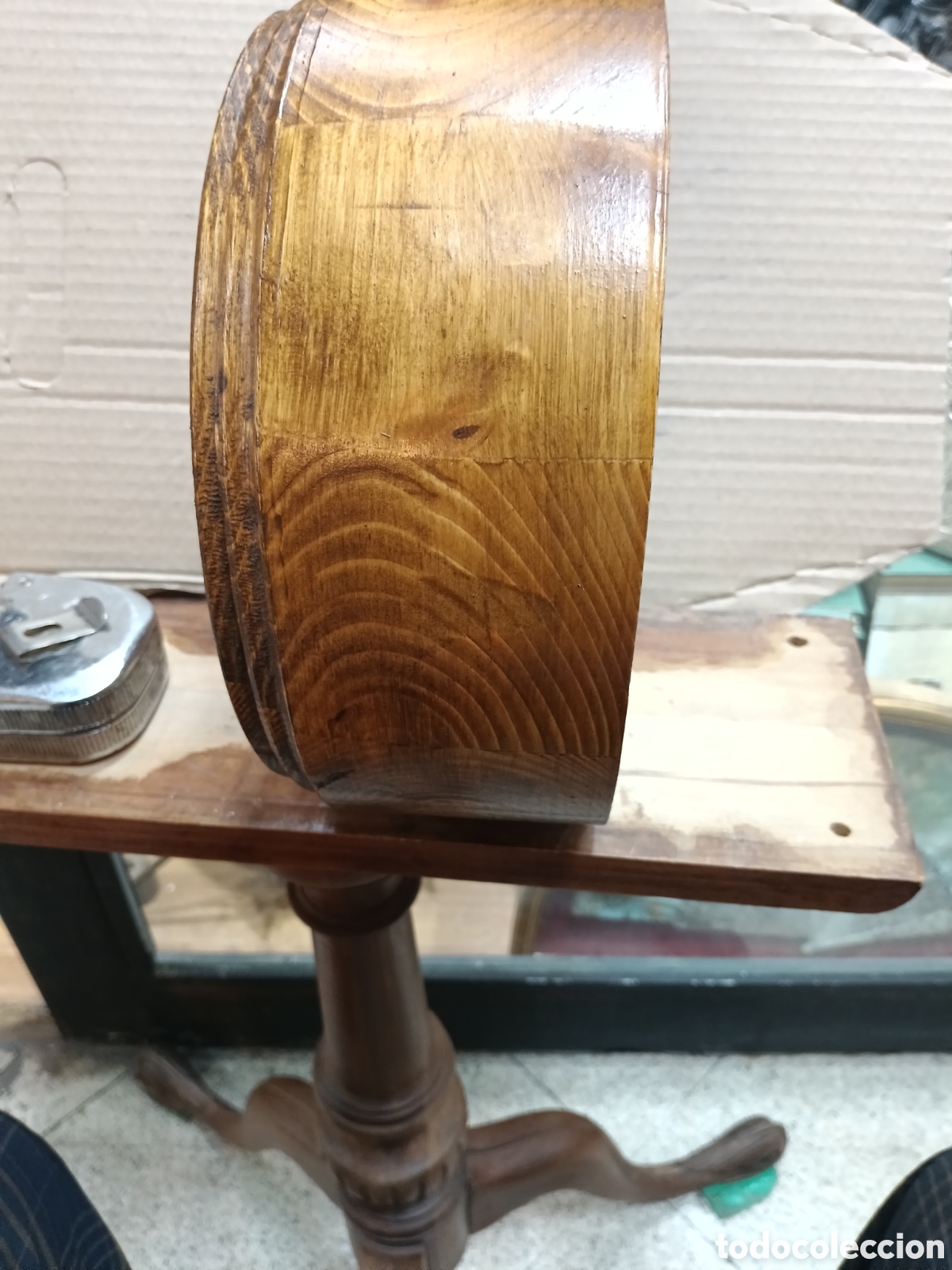 Antig&uuml;edades: Peana circular en madera maciza - Foto 3