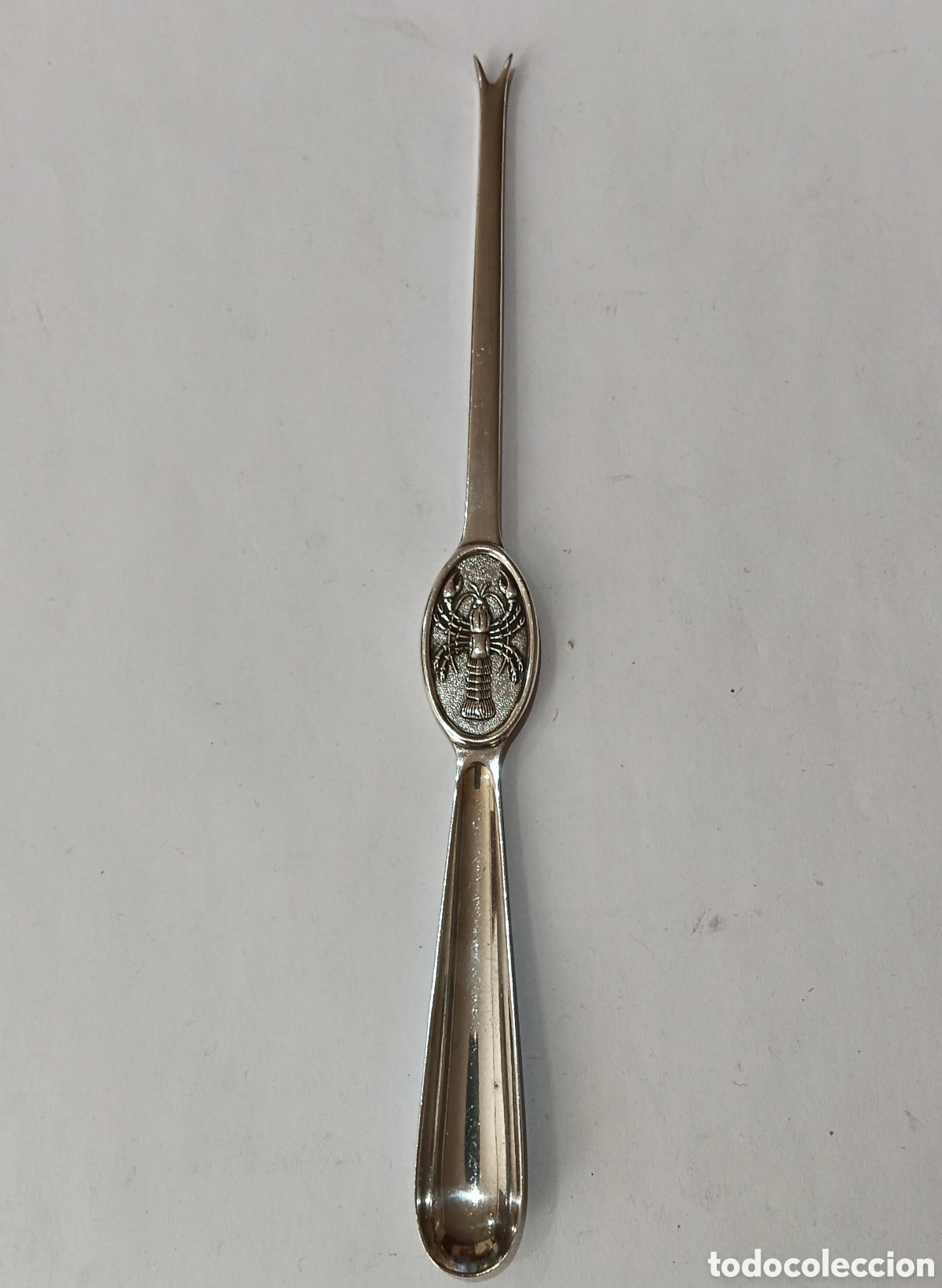 Antig&uuml;edades: Cubierto de Marisco Antiguo en Plata Punzonada. Peso 30 gr. M&aacute;s Art&iacute;culos de Plata en mi perfil.