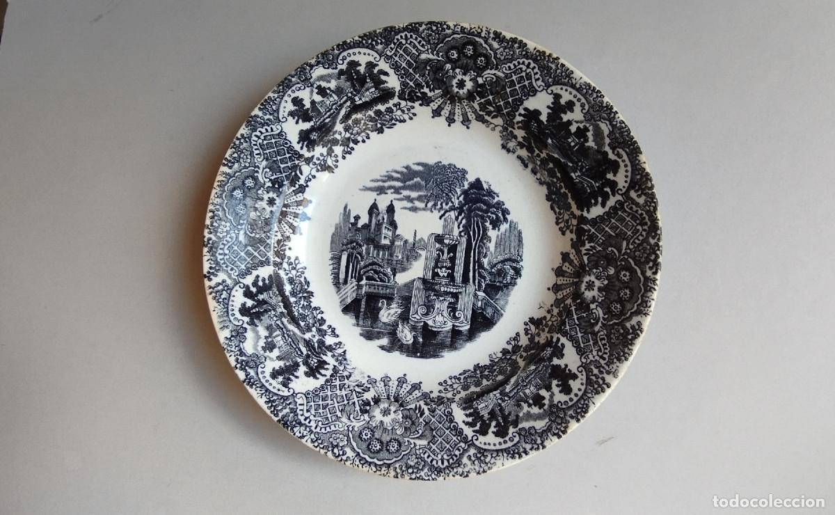 Antig&uuml;edades: Plato hondo de loza estampa y 22 cm - San Juan - &Eacute;poca de Sandeman y Mac Dougall