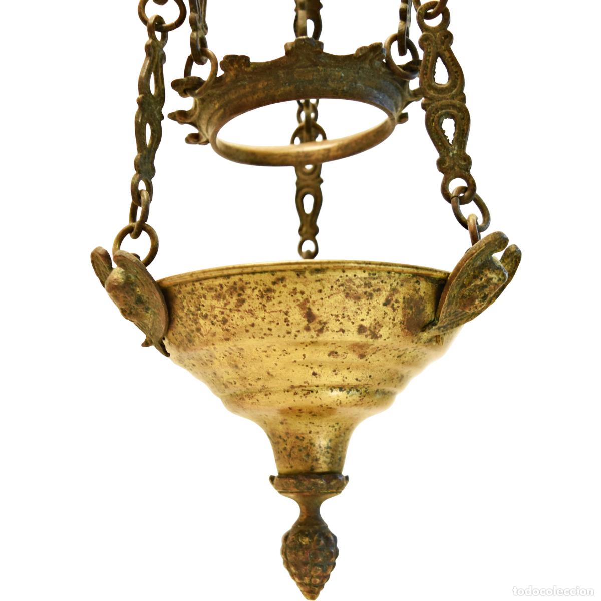 Antig&uuml;edades: L&aacute;mpara colgante neog&oacute;tica de bronce / lat&oacute;n S. XIX