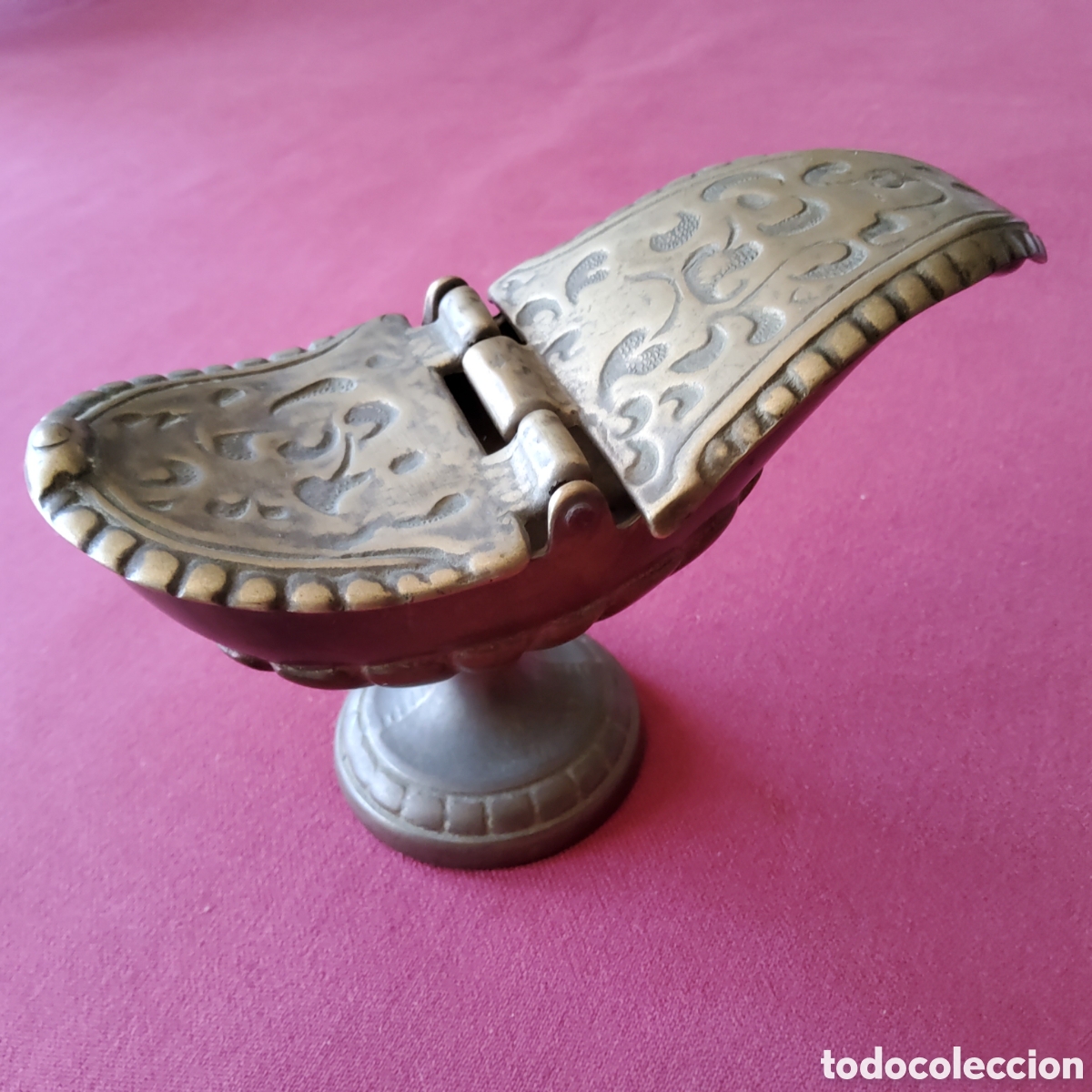 Antig&uuml;edades: NAVETA LIT&Uacute;RGICA VINTAGE DE BRONCE O LAT&Oacute;N
