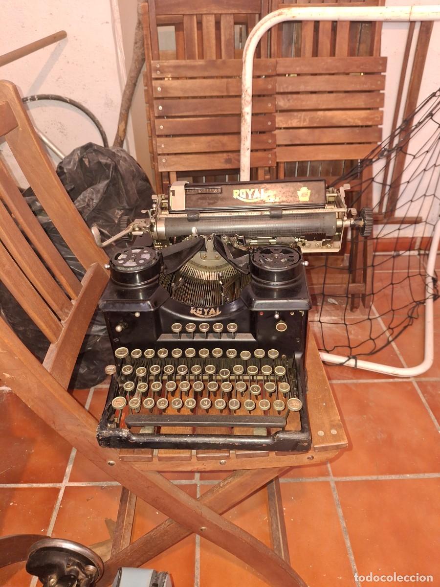 Antig&uuml;edades: Maquina escribir Royal