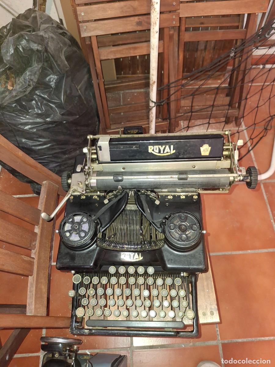 Antig&uuml;edades: Maquina escribir Royal - Foto 2
