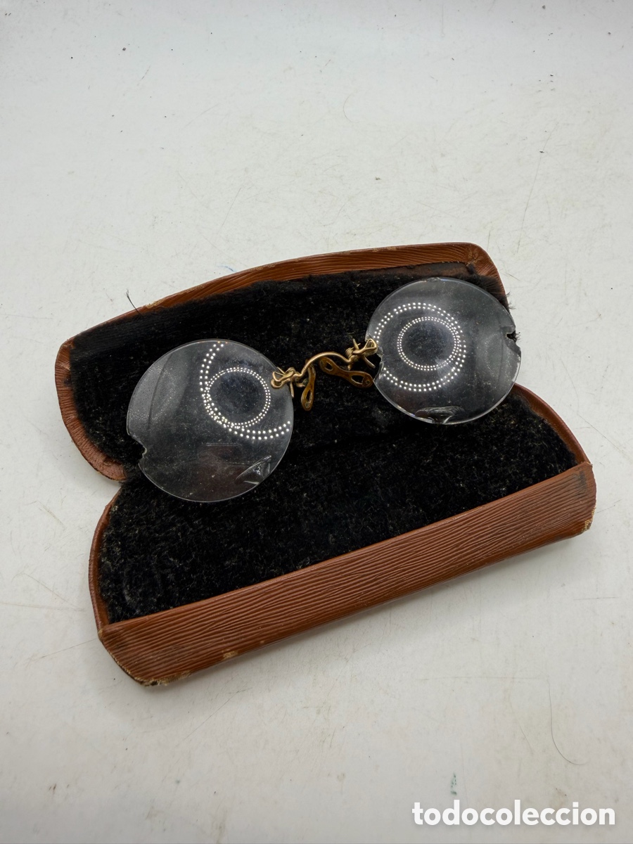 Antig&uuml;edades: Antiguas Gafas en Funda - Foto 2