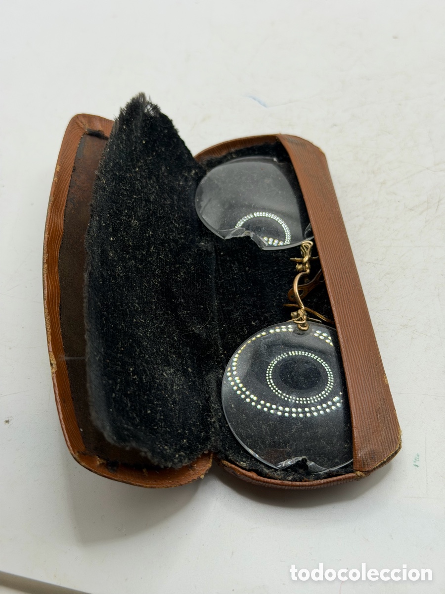 Antig&uuml;edades: Antiguas Gafas en Funda - Foto 4