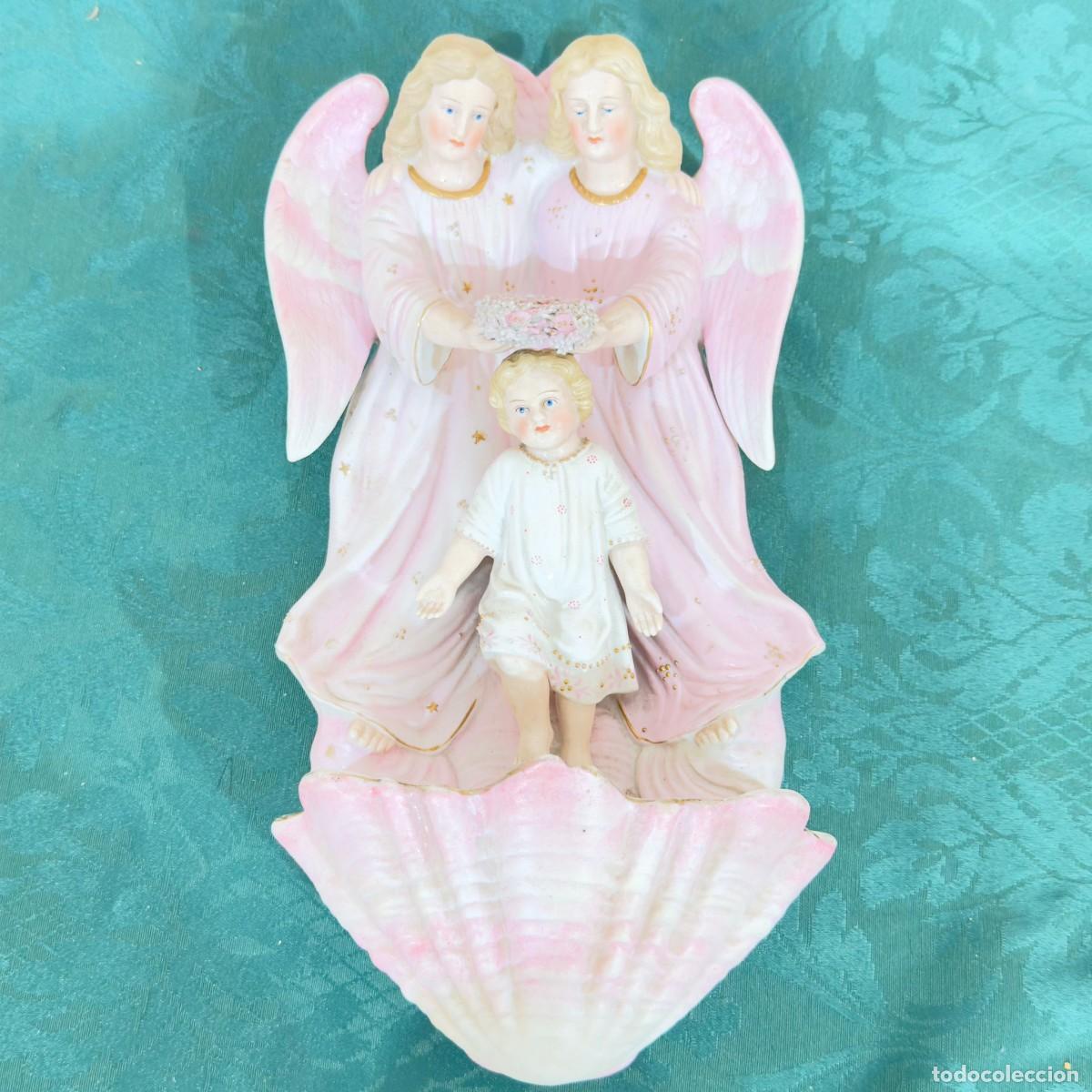 Antig&uuml;edades: Antigua pila de agua bendita francesa de porcelana bizcochada