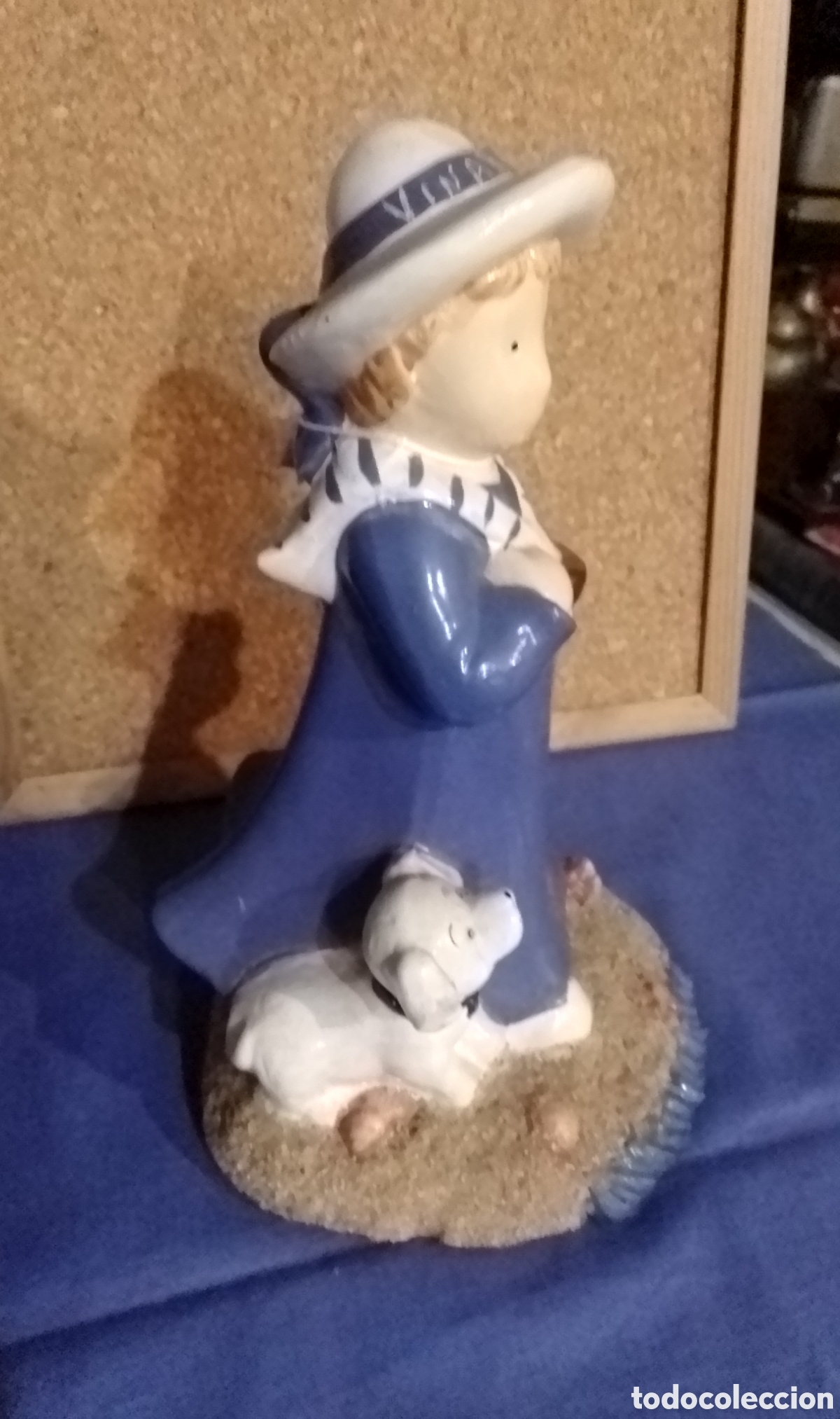 Antig&uuml;edades: Figura ni&ntilde;a con perro - Foto 5