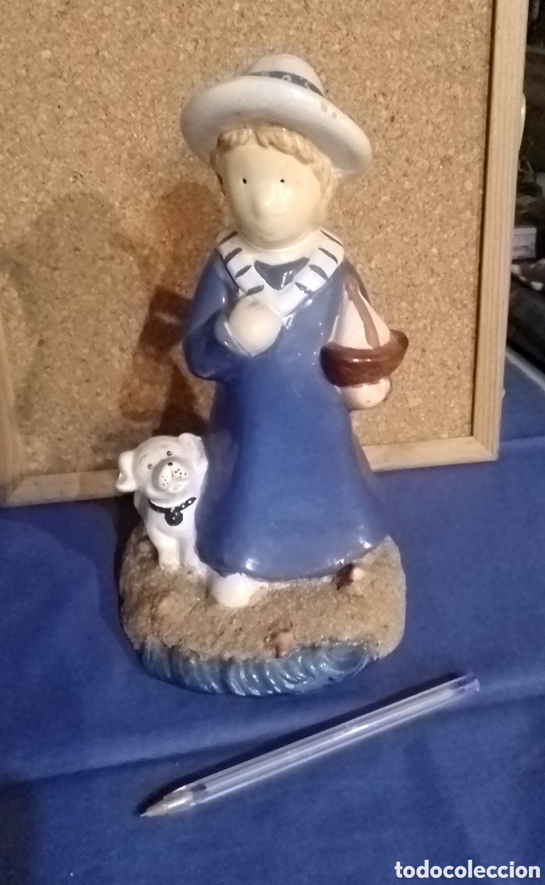 Antiquit&auml;ten: Figura ni&ntilde;a con perro