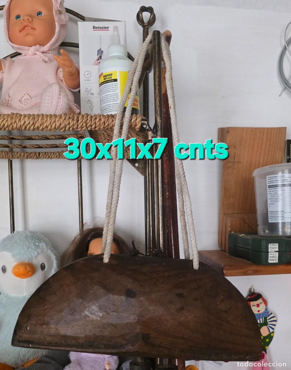 Antig&uuml;edades: Cencerro o Campana artesanal de madera con 2 badajos