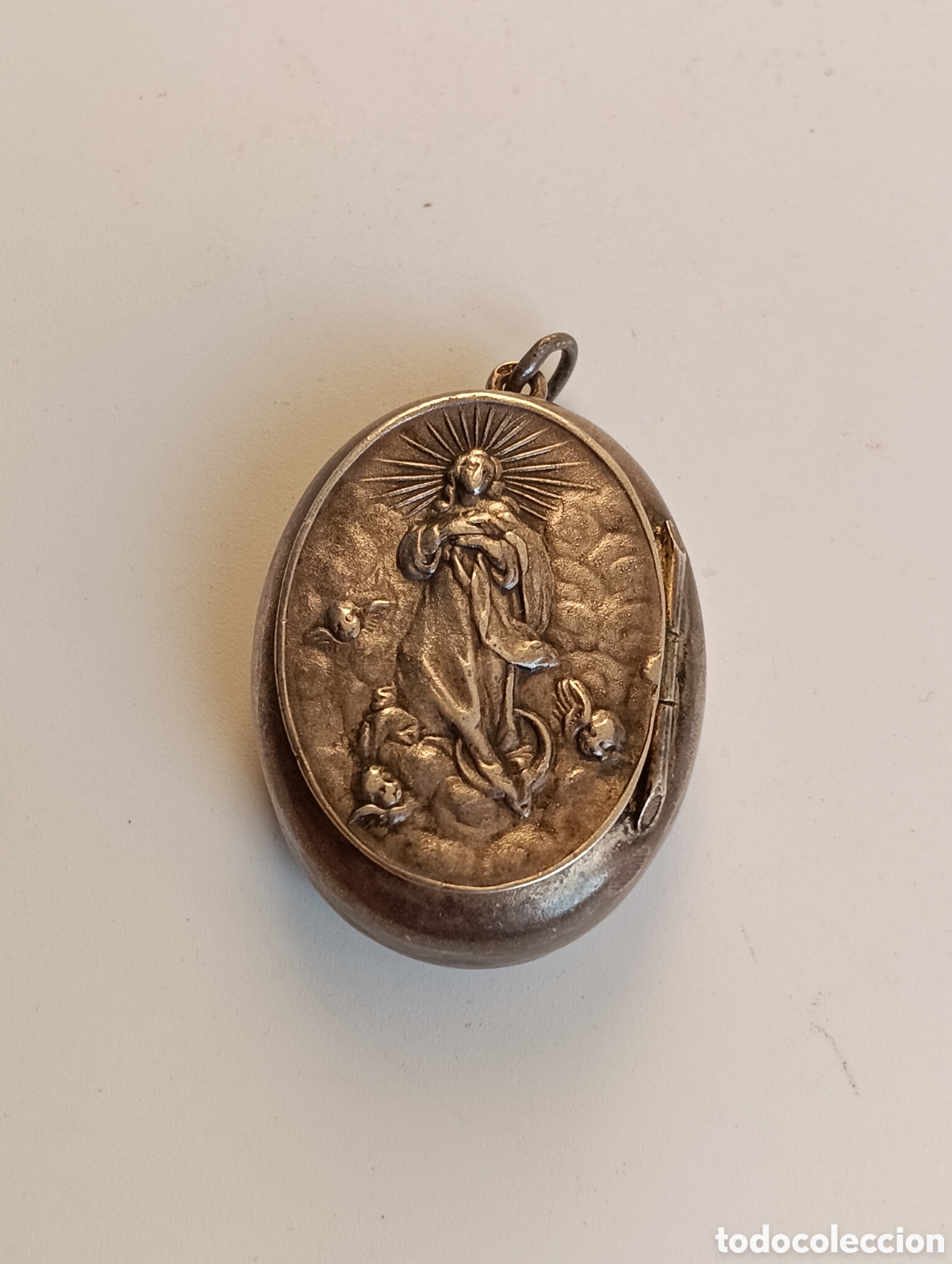 Antig&uuml;edades: ANTIGUO RELICARIO O GUARDAPELO OVALADO DE PLATA