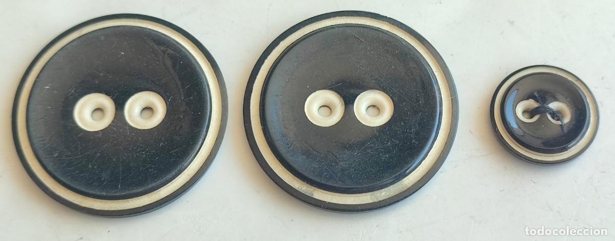 Antig&uuml;edades: JUEGO DE 3 BOTONES ANTIGUOS , 33 Y 18 MM