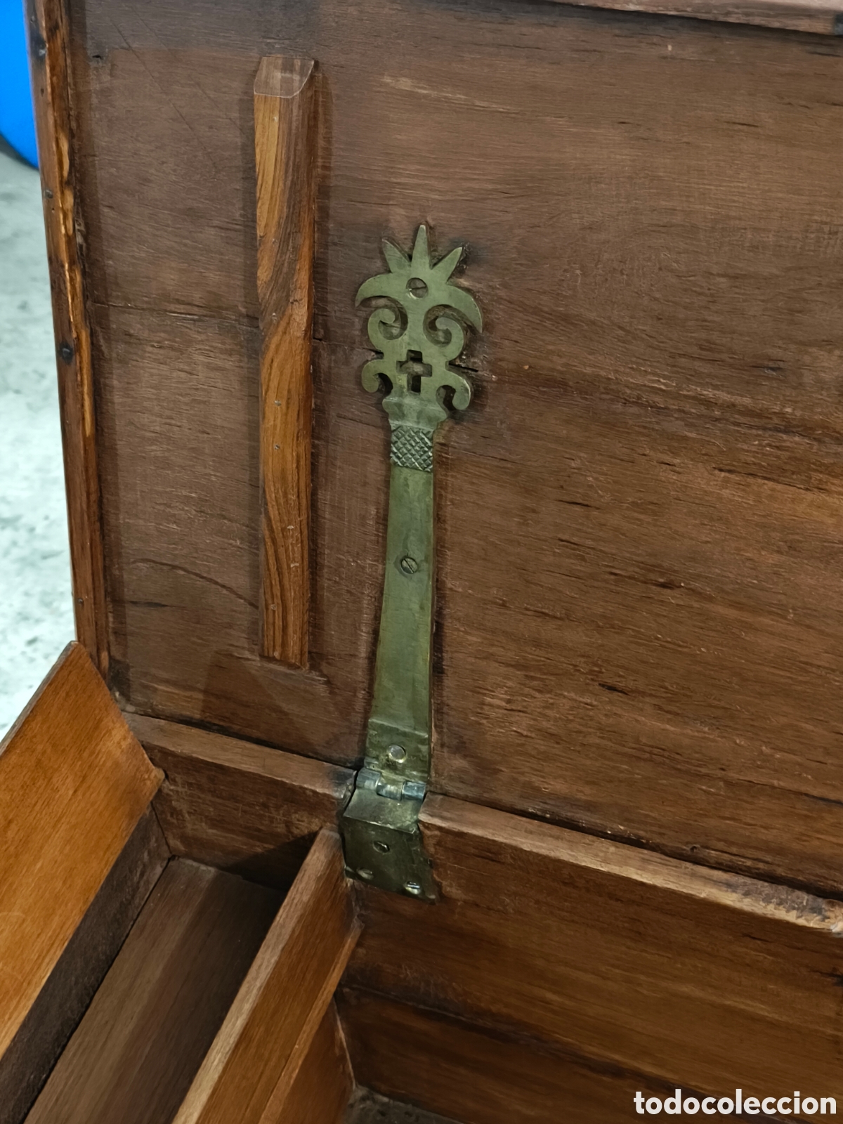 Antig&uuml;edades: Arc&oacute;n ba&uacute;l antiguo colonial de madera - Foto 4