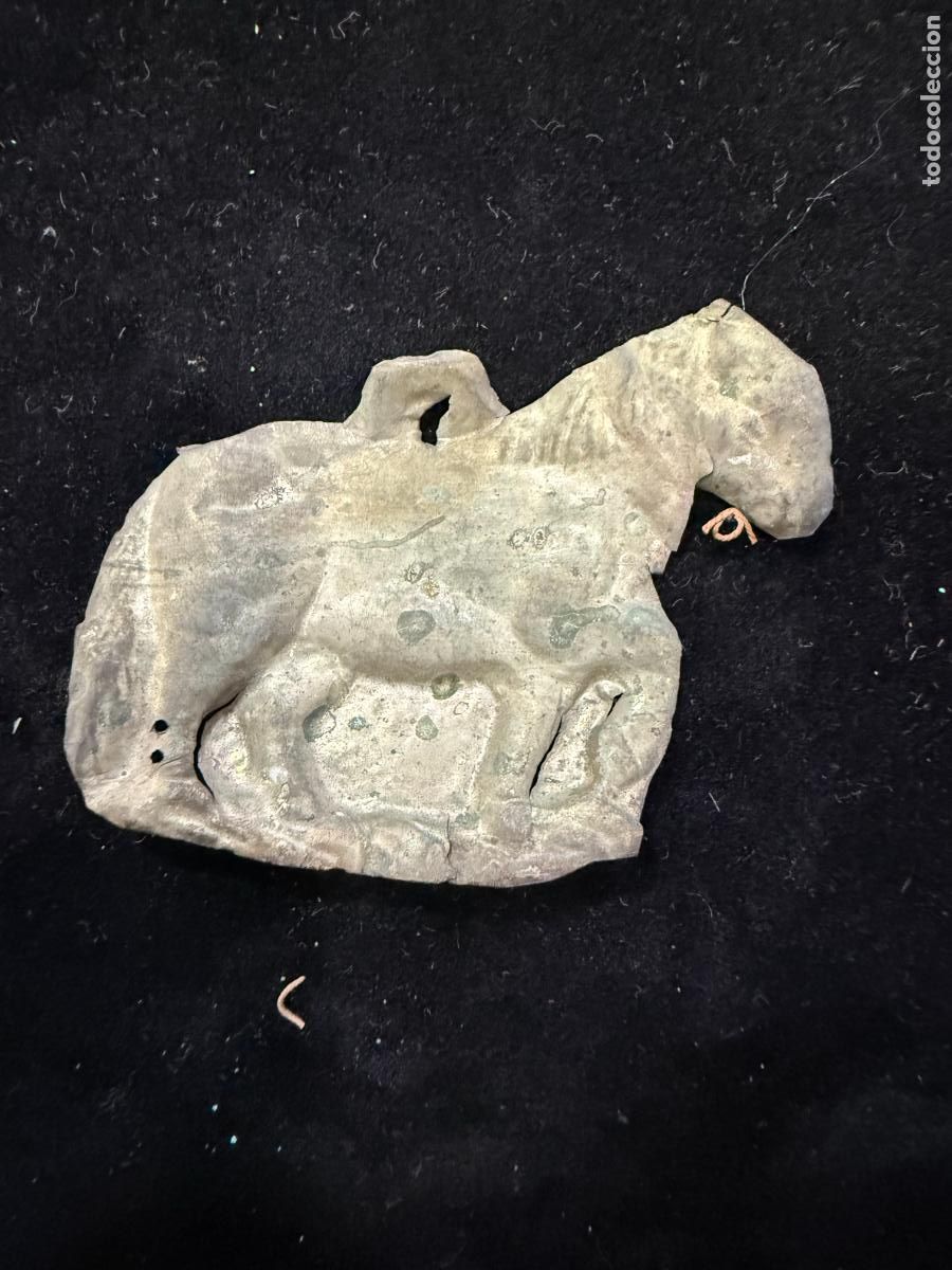 Antig&uuml;edades: ANTIGUO EXVOTO RELIGIOSO - MEDIDA 6 CM