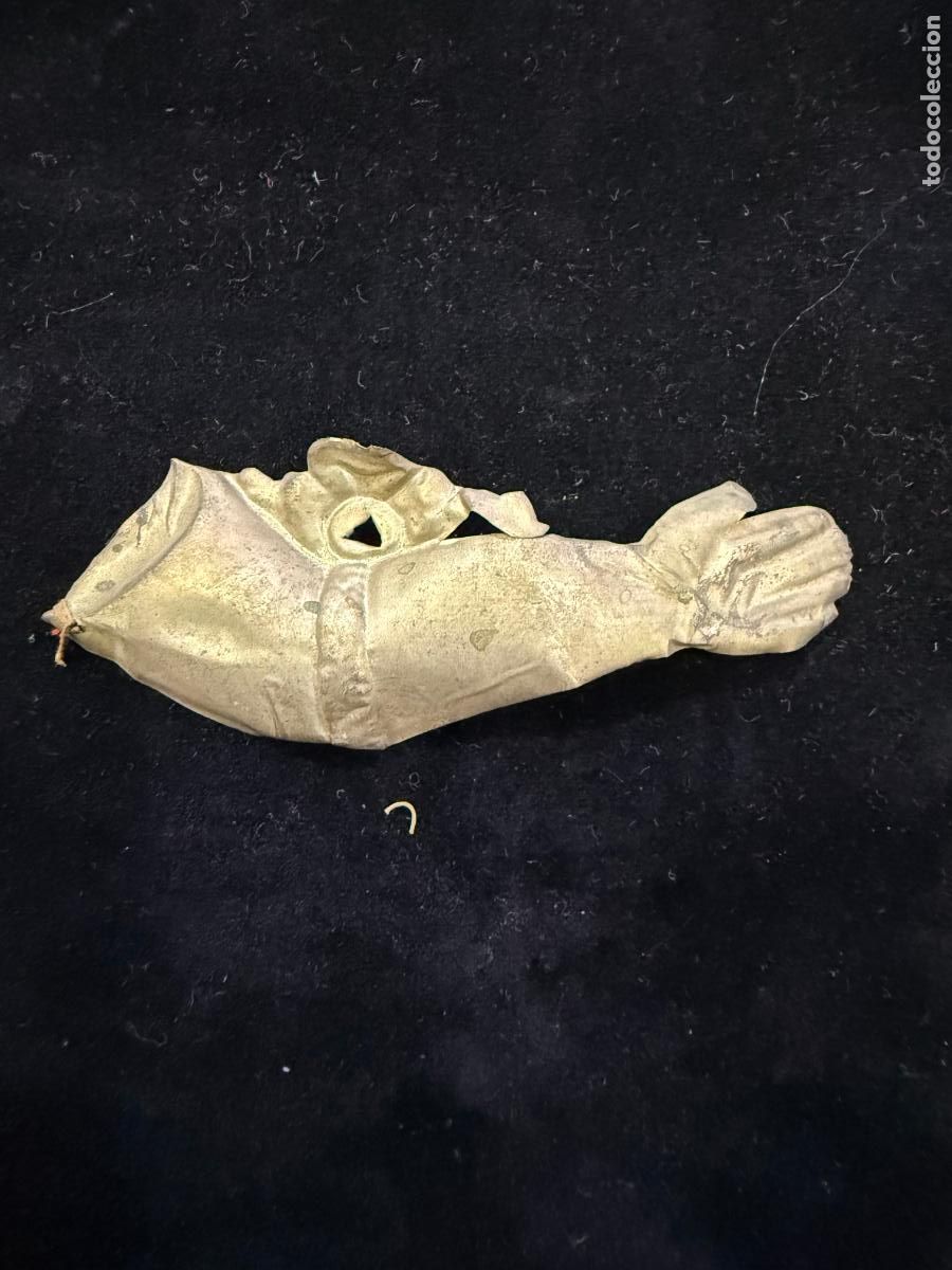 Antig&uuml;edades: ANTIGUO EXVOTO RELIGIOSO - MEDIDA 6 CM