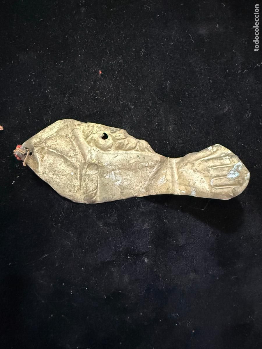 Antig&uuml;edades: ANTIGUO EXVOTO RELIGIOSO - MEDIDA 6 CM