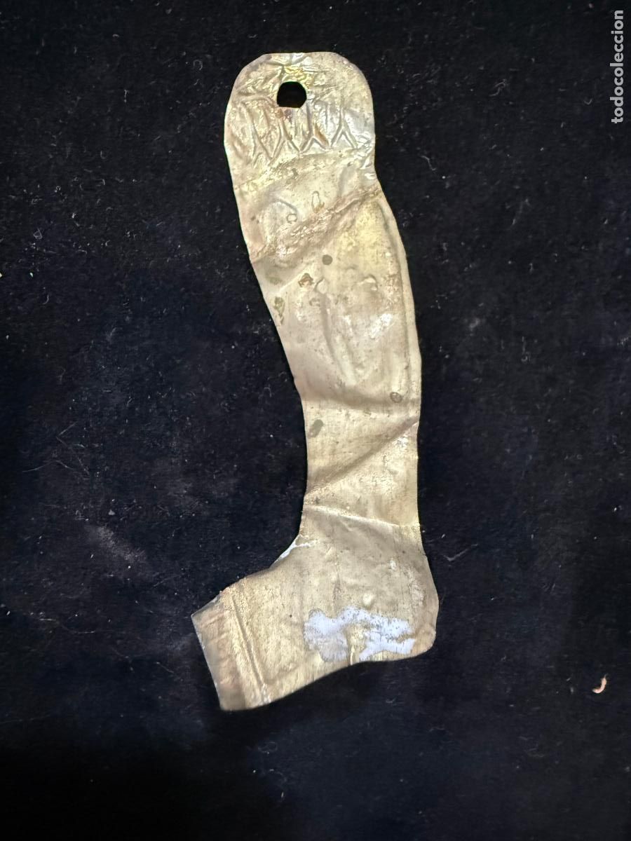 Antig&uuml;edades: ANTIGUO EXVOTO RELIGIOSO - MEDIDA 6 CM