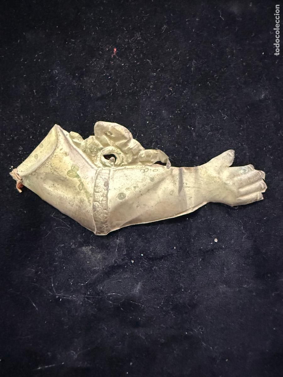 Antig&uuml;edades: ANTIGUO EXVOTO RELIGIOSO - MEDIDA 6 CM